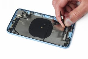 تعویض کانکتور شارژ آیفون XR