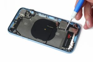 تعویض کانکتور شارژ آیفون XR