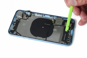 تعویض کانکتور شارژ آیفون XR