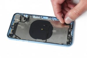 تعویض آنتن ثانویه آیفون XR