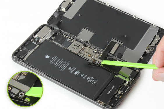 تعویض اسپیکر مکالمه آیفون 8 پلاس