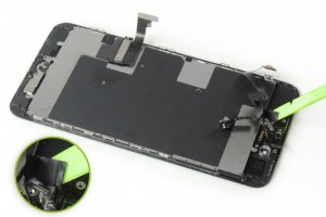 تعویض دوربین جلو آیفون 8 پلاس