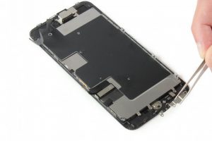 تعویض دکمه هوم آیفون 8 پلاس