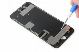 تعویض تاچ و ال سی دی آیفون 8 پلاس