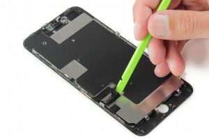 تعویض تاچ و ال سی دی آیفون 8 پلاس