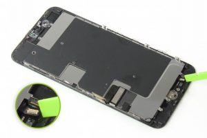 تعویض تاچ و ال سی دی آیفون 8 پلاس