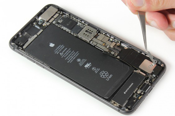 تعویض آنتن GSM آیفون 8 پلاس