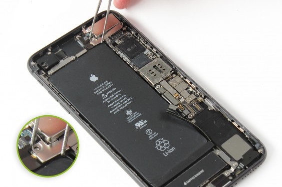 تعویض دوربین عقب آیفون 8 پلاس