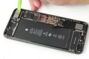 تعویض دوربین عقب آیفون 8 پلاس