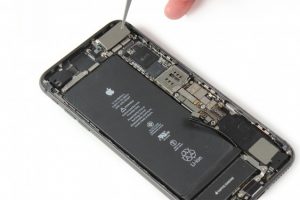 تعویض دوربین عقب آیفون 8 پلاس