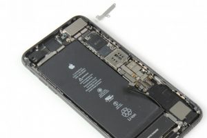 تعویض آنتن وای فای آیفون 8 پلاس