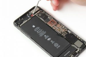 تعویض آنتن وای فای آیفون 8 پلاس