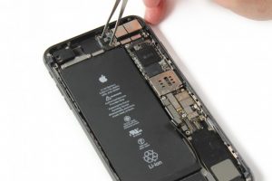 تعویض آنتن وای فای آیفون 8 پلاس