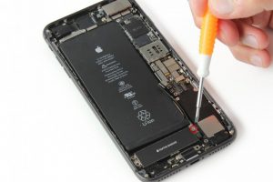 تعویض ویبراتور آیفون 8 پلاس