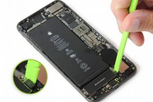 تعویض ویبراتور آیفون 8 پلاس