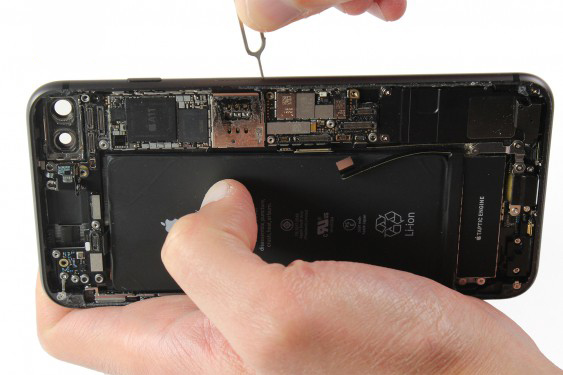 تعویض مادربرد آیفون 8 پلاس