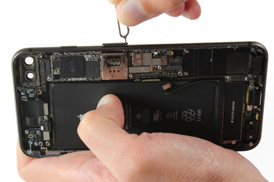 تعویض مادربرد آیفون 8 پلاس