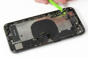 تعویض دکمه پاور آیفون 8 پلاس