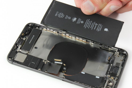 تعویض دکمه پاور آیفون 8 پلاس