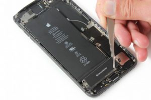 تعویض کانکتور شارژ آیفون 8 پلاس