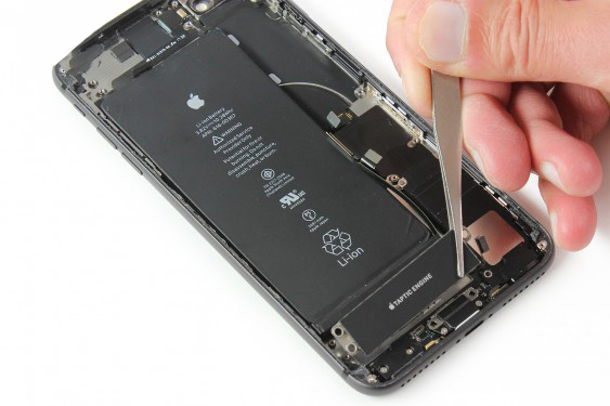 تعویض کانکتور شارژ آیفون 8 پلاس