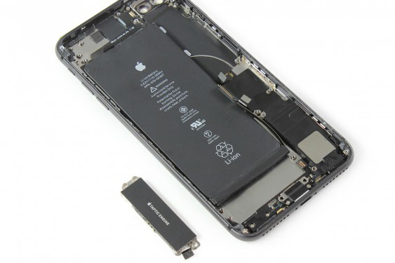 تعویض کانکتور شارژ آیفون 8 پلاس