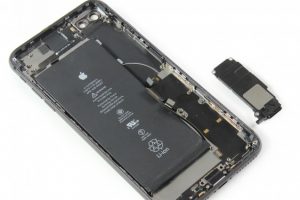 تعویض کانکتور شارژ آیفون 8 پلاس