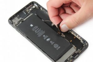 تعویض کانکتور شارژ آیفون 8 پلاس