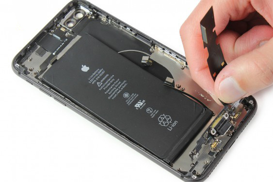 تعویض کانکتور شارژ آیفون 8 پلاس