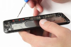 تعویض قاب و شاسی آیفون 8 پلاس