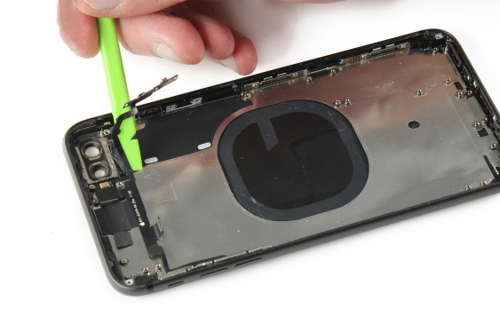 تعویض قاب و شاسی آیفون 8 پلاس