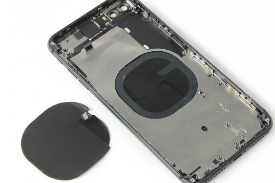 تعویض قاب و شاسی آیفون 8 پلاس