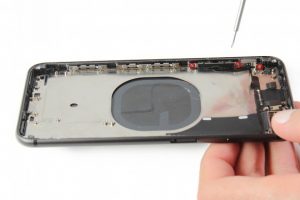 تعویض قاب و شاسی آیفون 8 پلاس