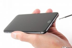 کالبد شکافی آیفون 8 پلاس