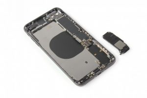 کالبد شکافی آیفون 8 پلاس