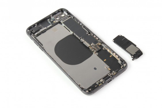 کالبد شکافی آیفون 8 پلاس