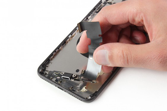 کالبد شکافی آیفون 8 پلاس