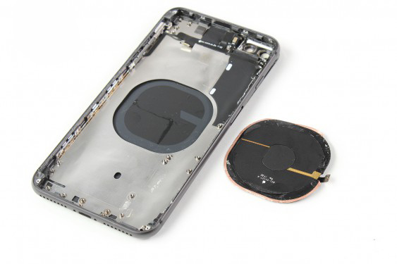 کالبد شکافی آیفون 8 پلاس