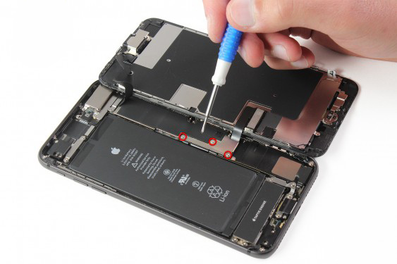 کالبد شکافی آیفون 8 پلاس