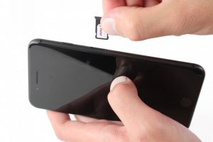 تعویض خشاب سیم کارت آیفون 8 پلاس