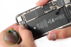 تعویض باتری آیفون 8