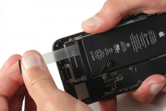 تعویض باتری آیفون 8