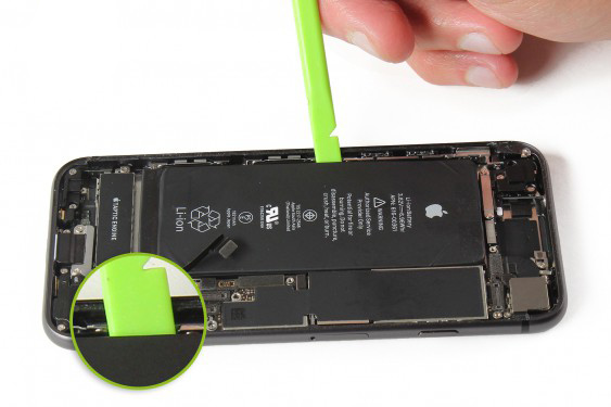 تعویض باتری آیفون 8