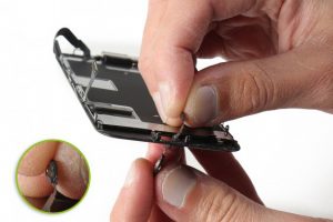 تعویض تاچ و ال سی دی آیفون 8