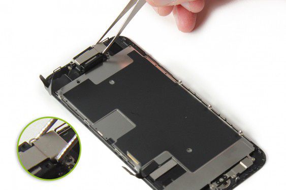 تعویض اسپیکر مکالمه آیفون 8