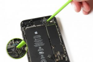 تعویض آنتن وای فای آیفون 8