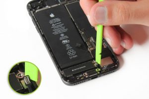 تعویض ویبراتور آیفون 8