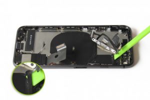 تعویض دکمه صدا و پاور آیفون 8