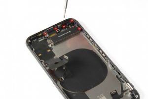 تعویض کانکتور شارژ آیفون 8