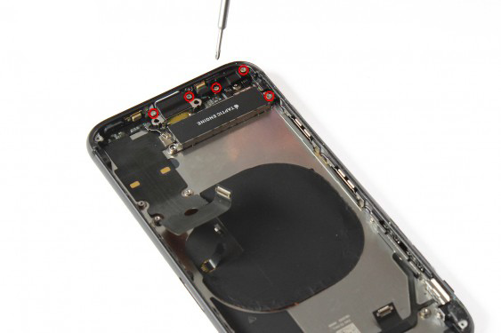 تعویض کانکتور شارژ آیفون 8